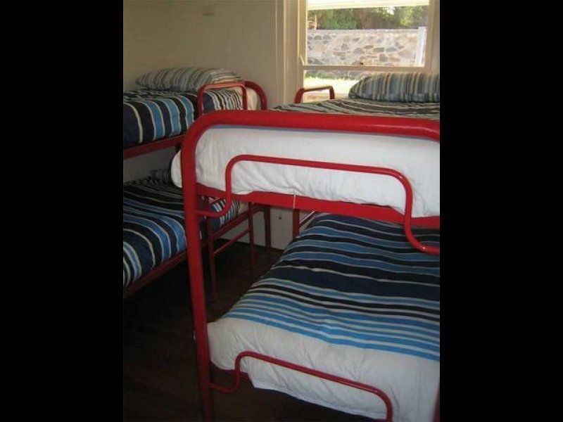 7 Hart Street, Encounter Bay SA 5211