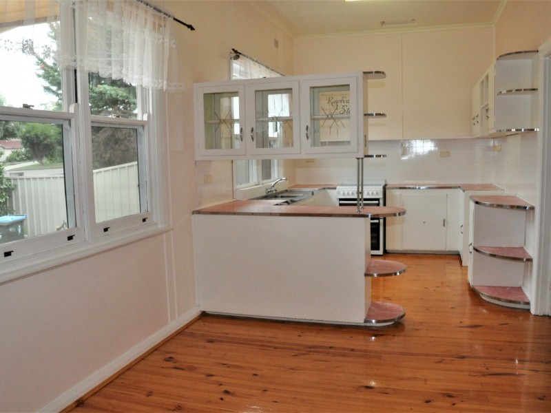 56 Hill Street, Victor Harbor SA 5211