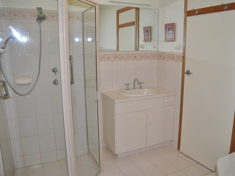 4 Connell Street, Victor Harbor SA 5211