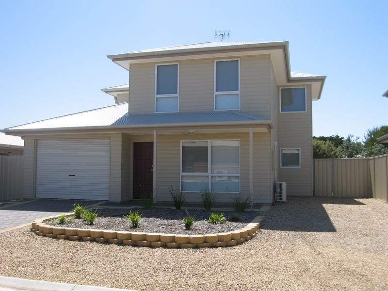 22 Ridgeway Street, Encounter Bay SA 5211