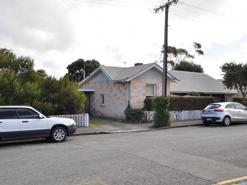 1-3 Blackfriars Road, Port Elliot SA 5212