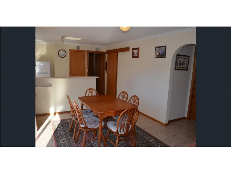 8 Lewis Avenue, Goolwa South SA 5214