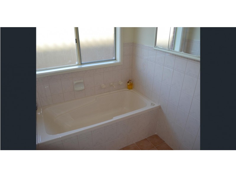 8 Lewis Avenue, Goolwa South SA 5214