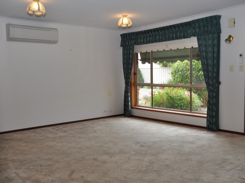 1/30 Graham Street, Victor Harbor SA 5211