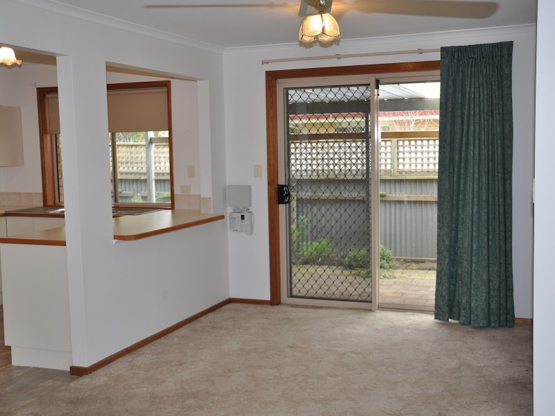 1/30 Graham Street, Victor Harbor SA 5211