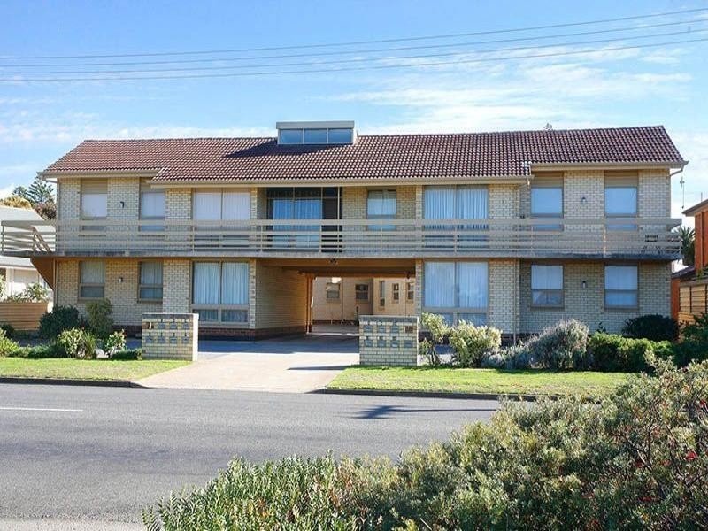 1/30 Esplanade, Victor Harbor SA 5211
