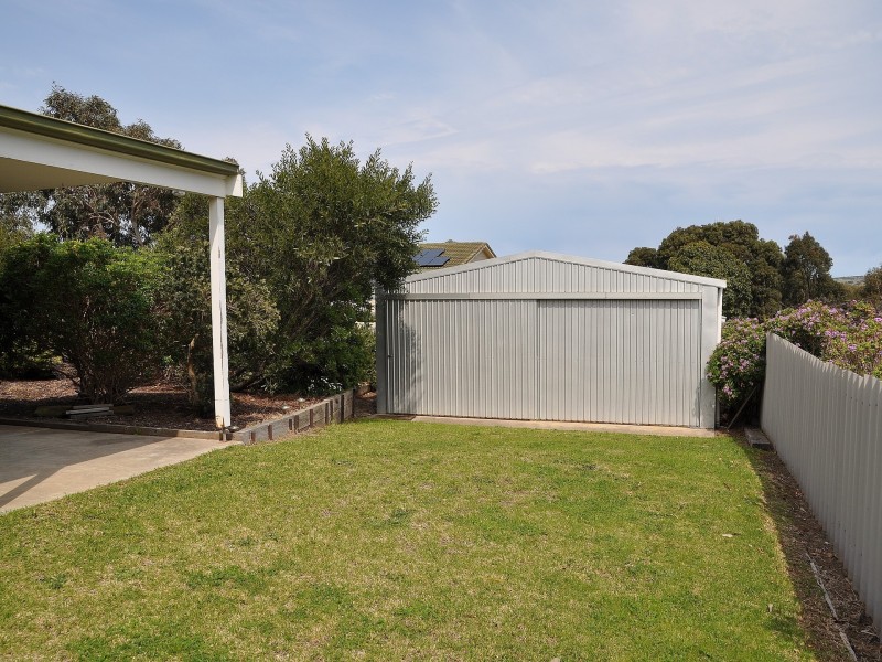 17 Altman Avenue, Victor Harbor SA 5211