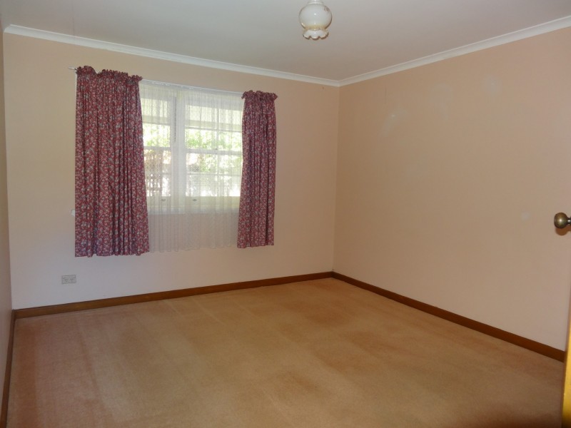 17 Altman Avenue, Victor Harbor SA 5211