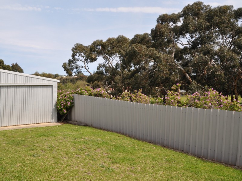 17 Altman Avenue, Victor Harbor SA 5211