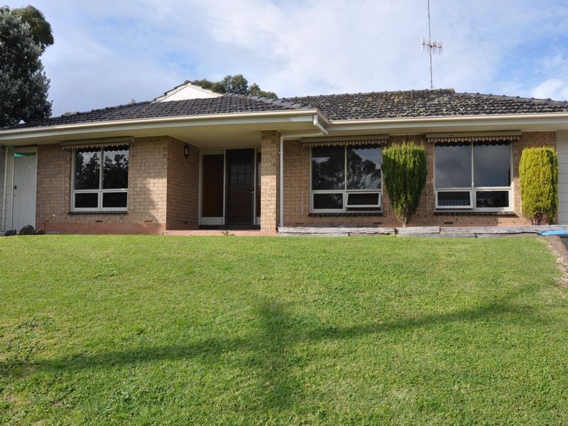 18 Marlborough Avenue, Victor Harbor SA 5211