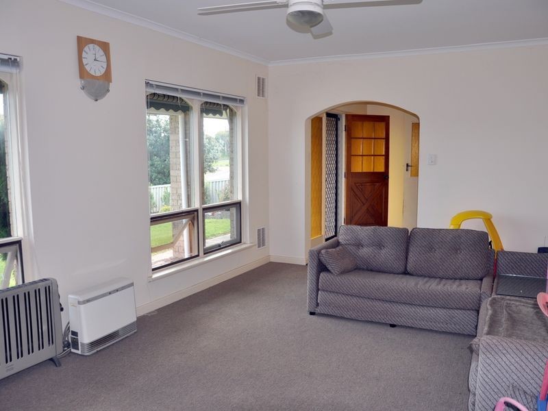 18 Marlborough Avenue, Victor Harbor SA 5211