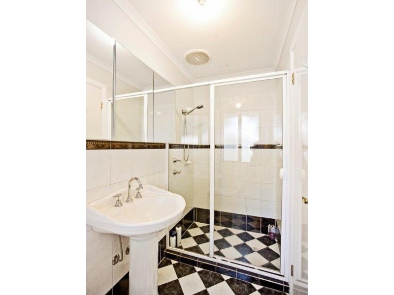 1 Gare Court, Victor Harbor SA 5211