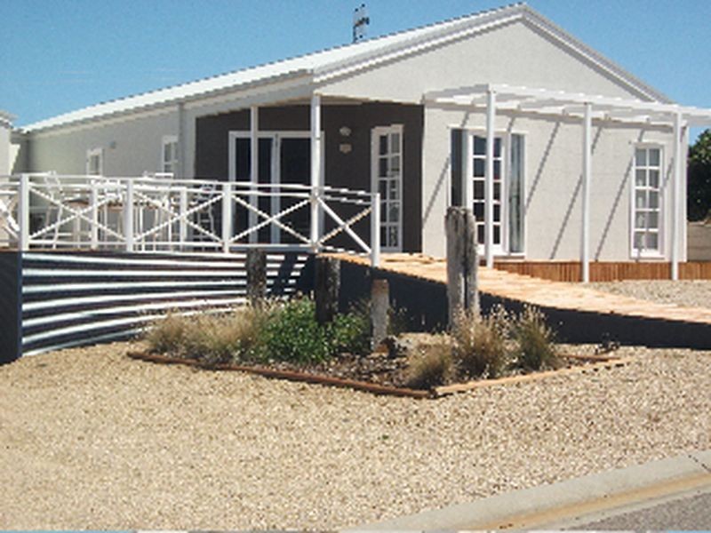13 Minamoora Court, Encounter Bay SA 5211