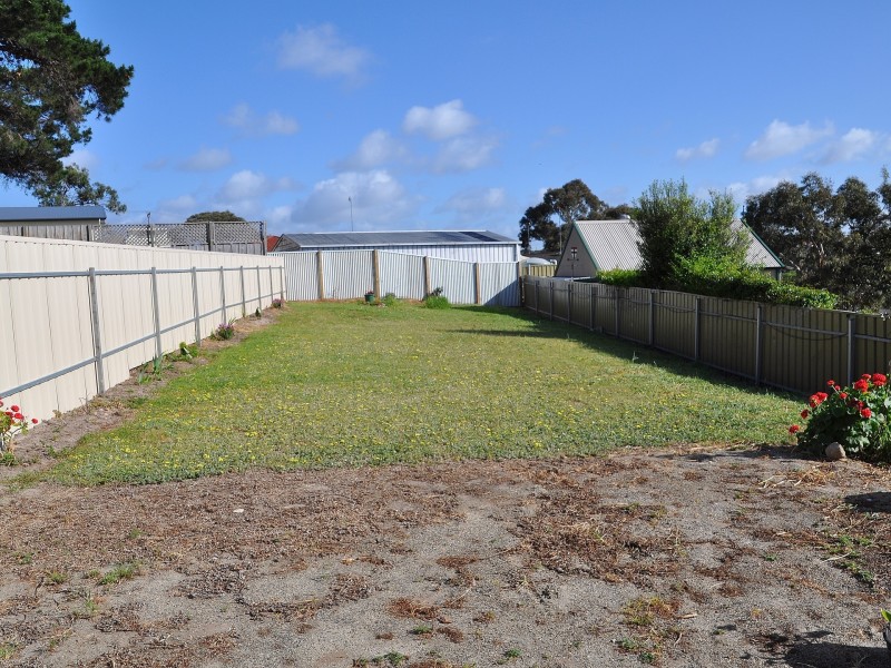 11 Ozone Street, Victor Harbor SA 5211