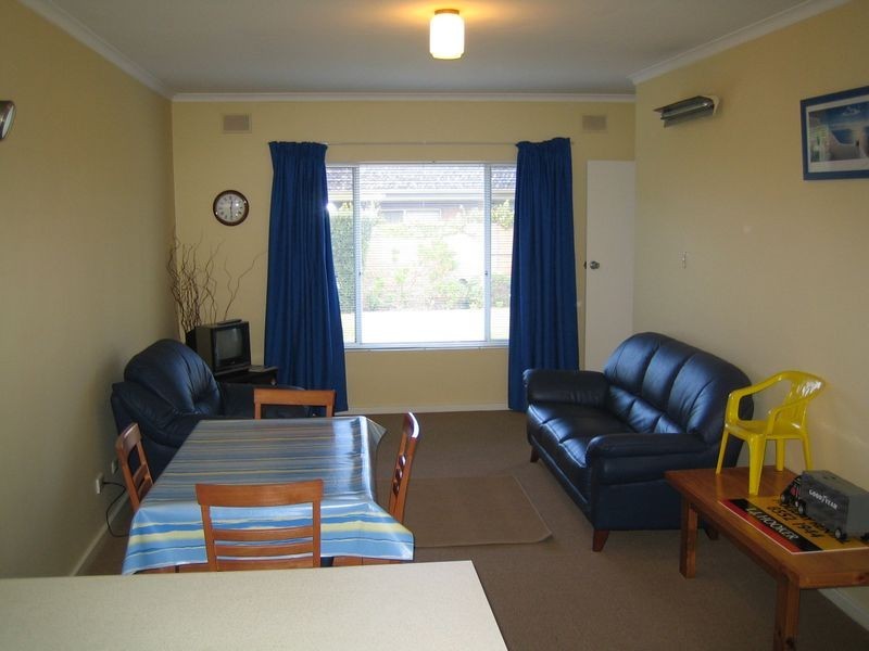 2/2 Bridge Court, Victor Harbor SA 5211