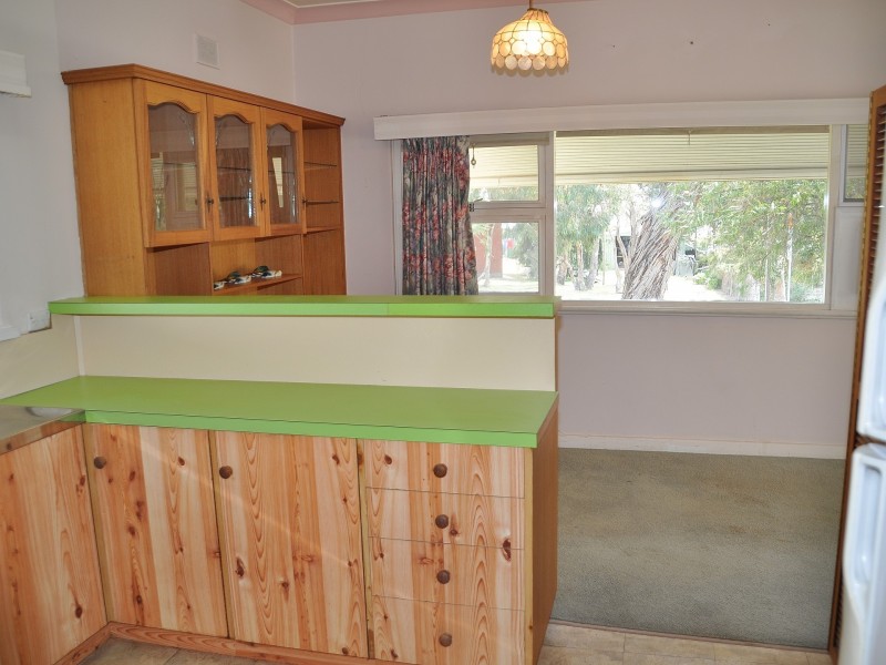 5 Gum Avenue, Victor Harbor SA 5211