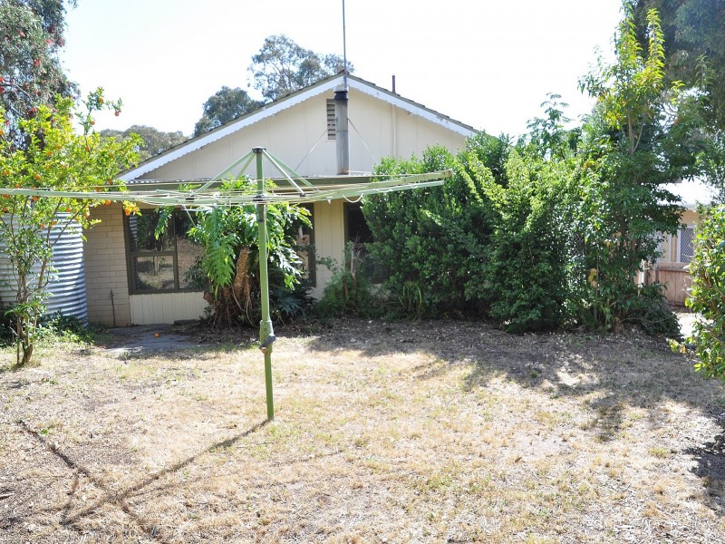 5 Gum Avenue, Victor Harbor SA 5211