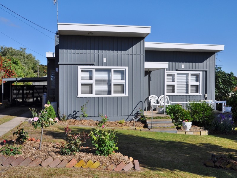 13 Surrey Avenue, Victor Harbor SA 5211