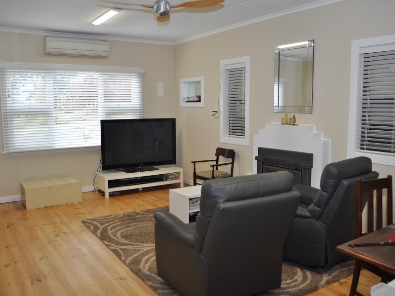 13 Surrey Avenue, Victor Harbor SA 5211