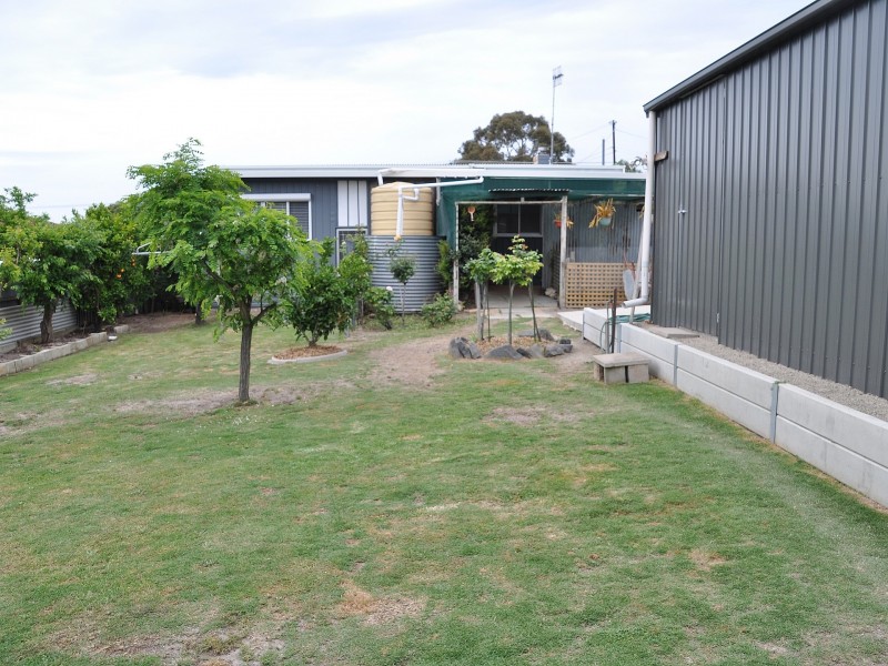 13 Surrey Avenue, Victor Harbor SA 5211