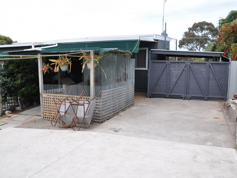 13 Surrey Avenue, Victor Harbor SA 5211