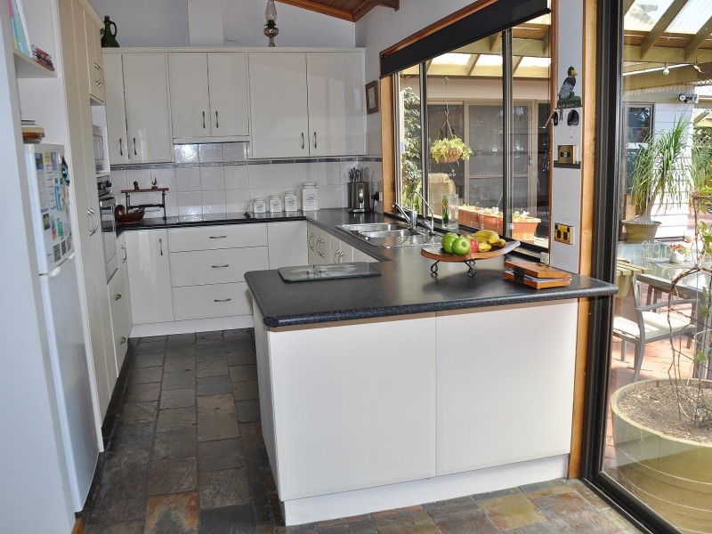 23 Holder Road, Victor Harbor SA 5211