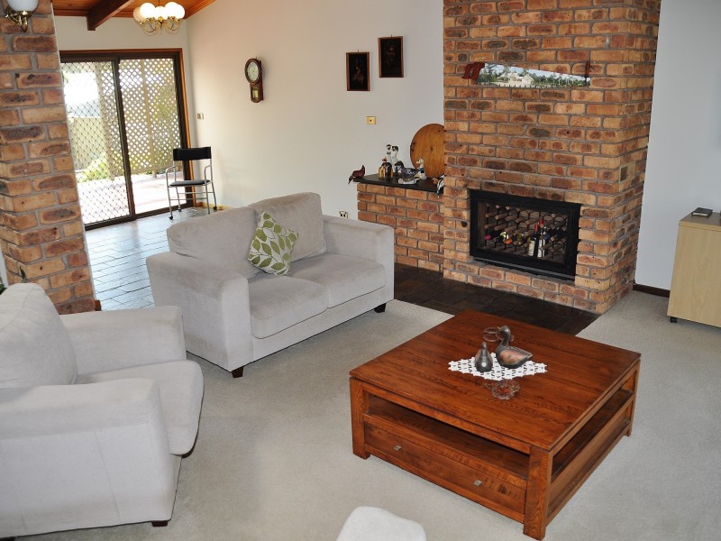 23 Holder Road, Victor Harbor SA 5211