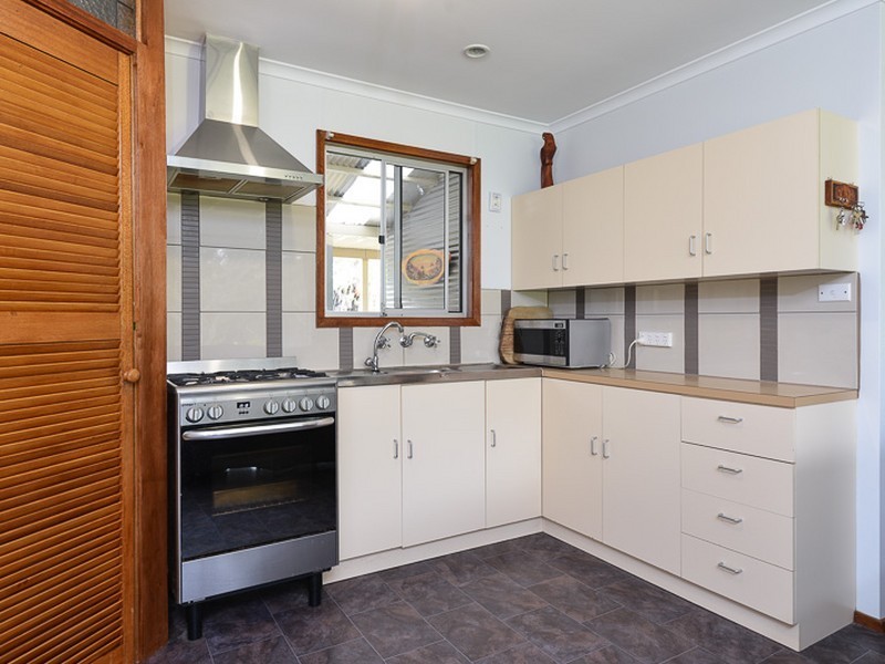 12 Parri Wilta Road, Ashbourne SA 5157
