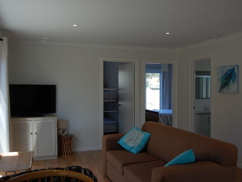 5 Bartel Blvd, Encounter Bay SA 5211