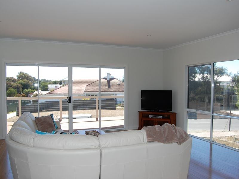 5a Bartel Blvd, Encounter Bay SA 5211