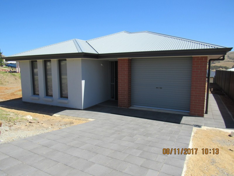 24 Aquamarine Boulevard, Hayborough SA 5211