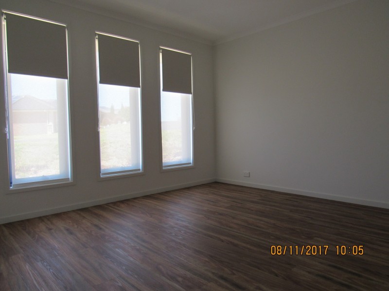 24 Aquamarine Boulevard, Hayborough SA 5211