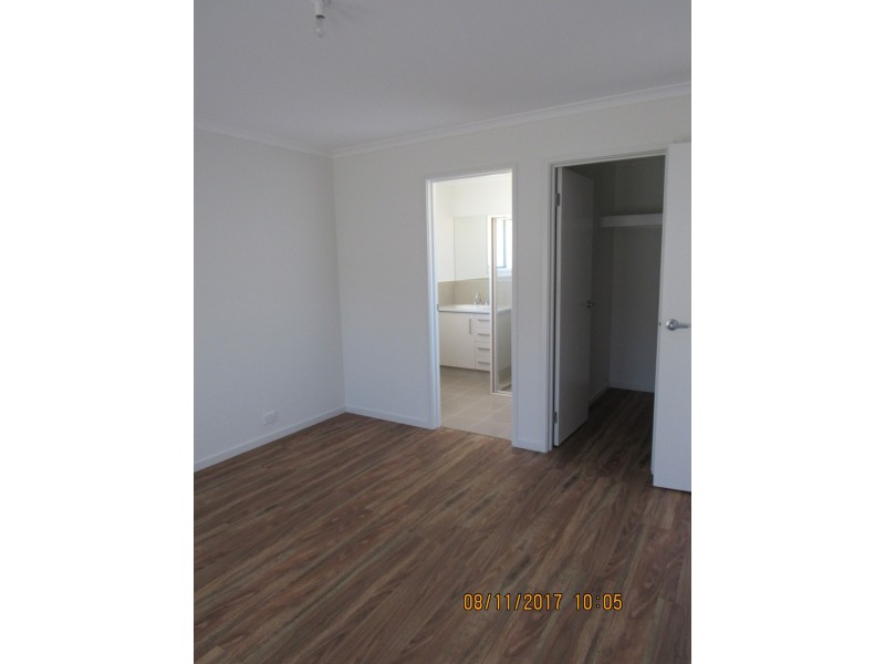 24 Aquamarine Boulevard, Hayborough SA 5211