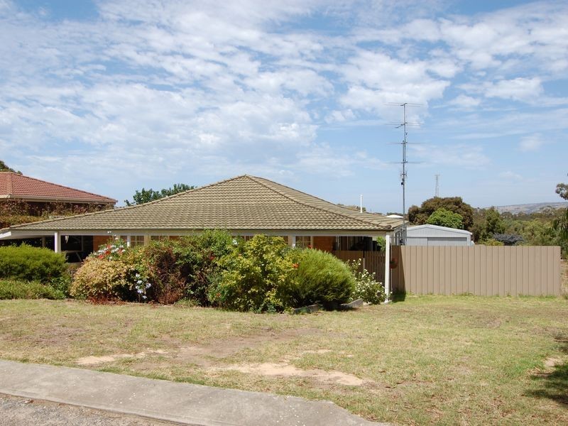 17 Altman Avenue, Victor Harbor SA 5211