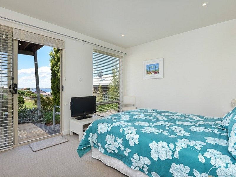 1 Baleen Court, Encounter Bay SA 5211