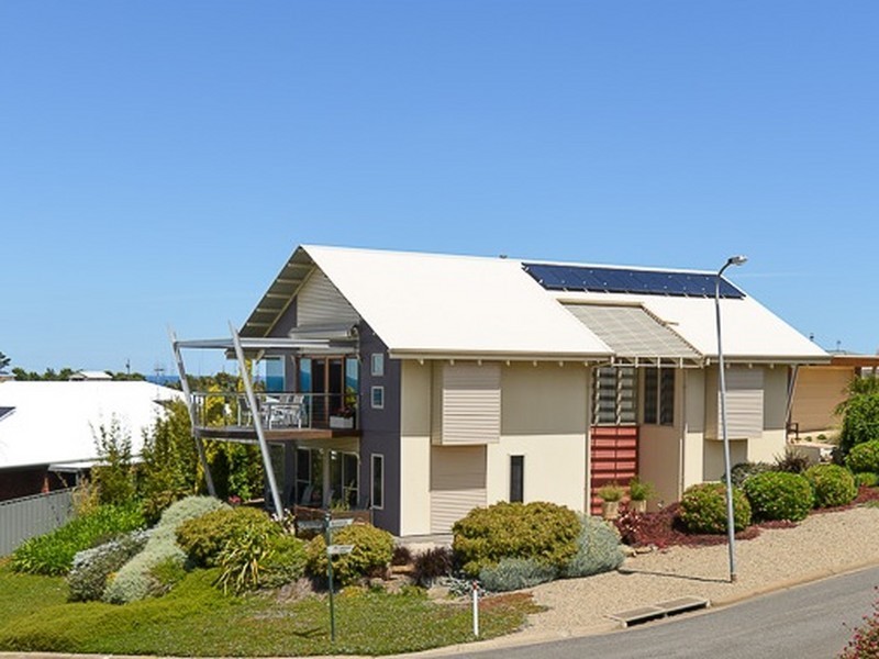 1 Baleen Court, Encounter Bay SA 5211