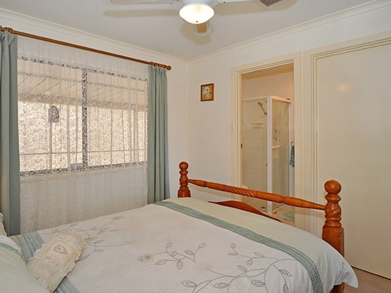 3 River Road, Victor Harbor SA 5211