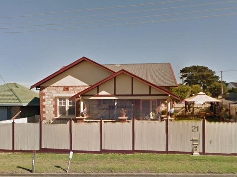 21 Hindmarsh Road, Victor Harbor SA 5211