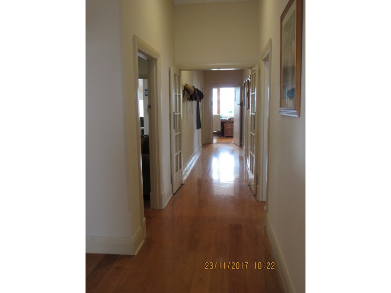 21 Hindmarsh Road, Victor Harbor SA 5211