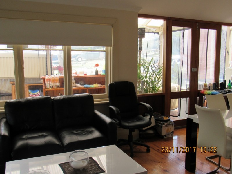 21 Hindmarsh Road, Victor Harbor SA 5211