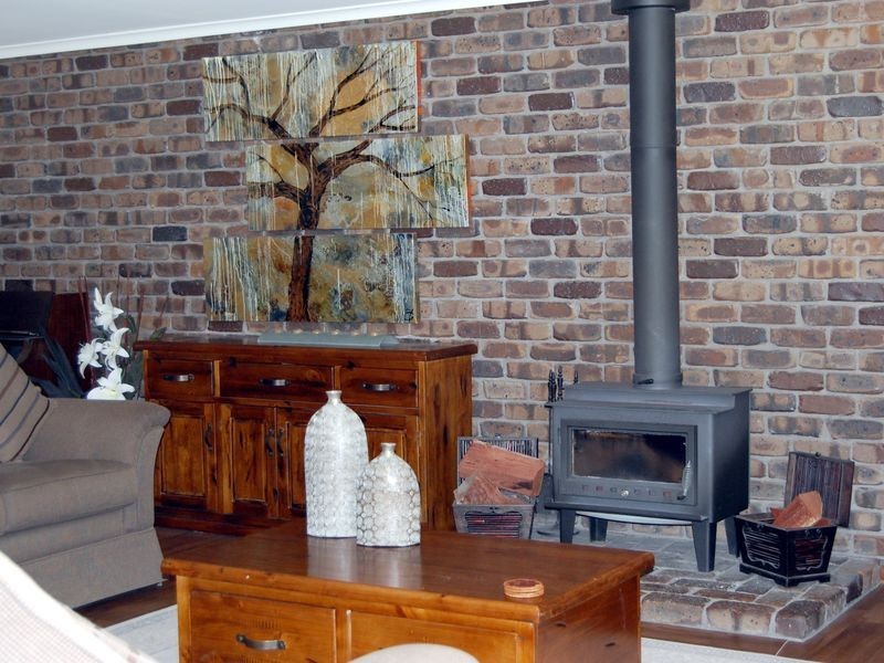 3 James Avenue, Victor Harbor SA 5211