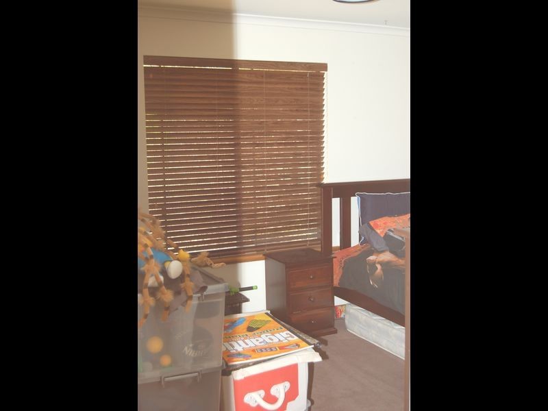 3 James Avenue, Victor Harbor SA 5211