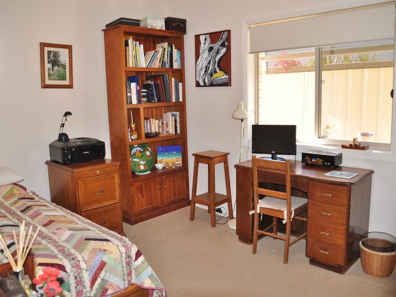 21 Oval Road, Victor Harbor SA 5211