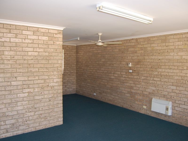 37 Warland Avenue, Victor Harbor SA 5211