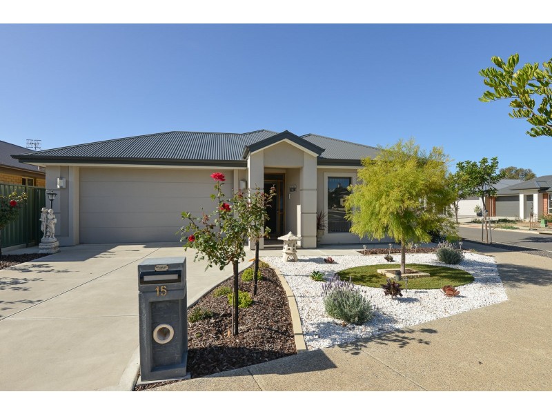 15 Rosella Street, Encounter Bay SA 5211
