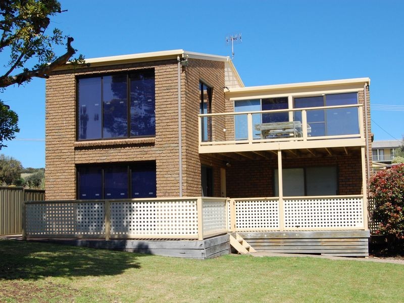 22 Passatt Street, Encounter Bay SA 5211