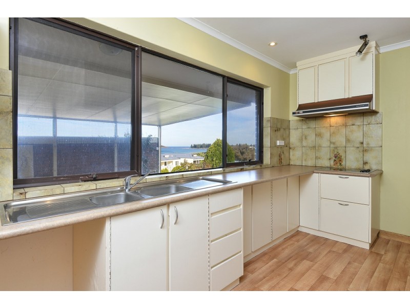 31 The Crescent, Mccracken SA 5211