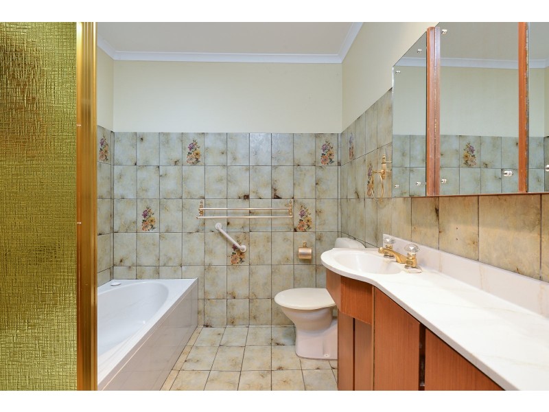 31 The Crescent, Mccracken SA 5211