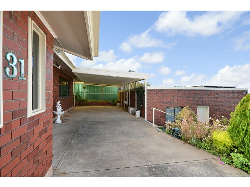 31 The Crescent, Mccracken SA 5211