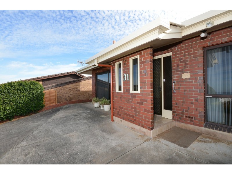 31 The Crescent, Mccracken SA 5211
